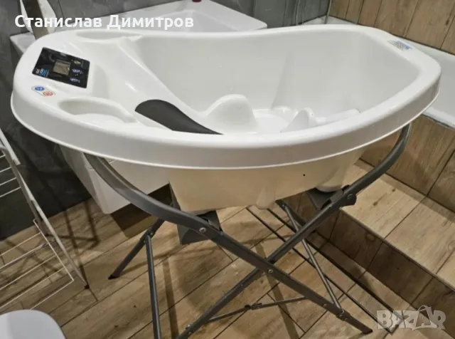 Бебешка вана с везна и термометър + стойкаAquascale 3-в-1