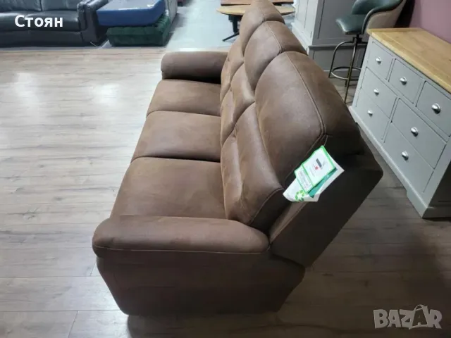 Кафяв диван от плат тройка, снимка 2 - Дивани и мека мебел - 47710476