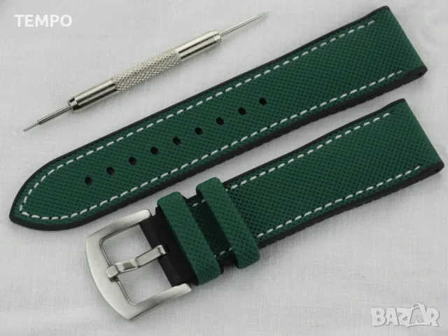 СИЛИКОНОВА КАИШКА ЗЕЛЕНА С БЯЛ ШЕВ- 18мм + ПОДАРЪК, снимка 4 - Каишки за часовници - 48451550