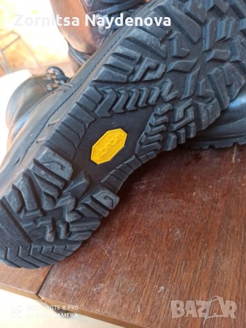 Кубинки от естествена кожа 44 номерер. С core-tex защита. Обувани са няколко пъти., снимка 3 - Мъжки боти - 32088085