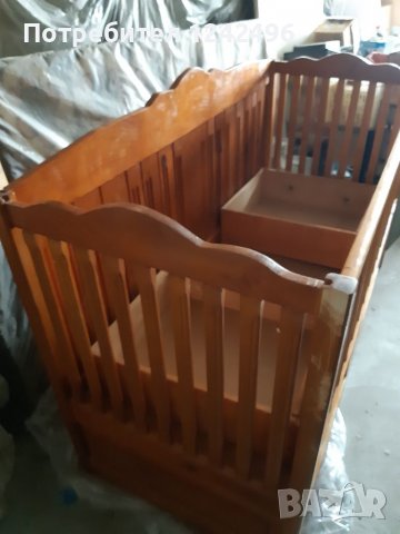 Детско легло,чамово.