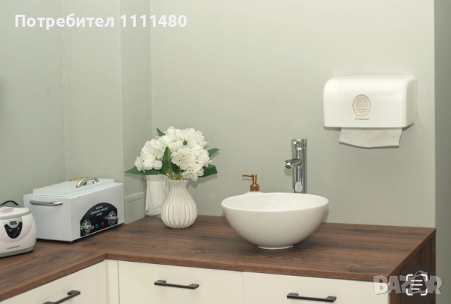 Дейставащ салон за красота, снимка 4 - Маникюр и педикюр - 52231859