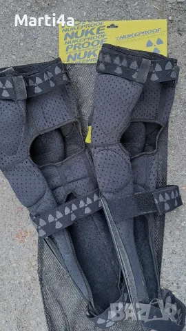 Наколенки Nukeproof, снимка 2 - Спортна екипировка - 56450876