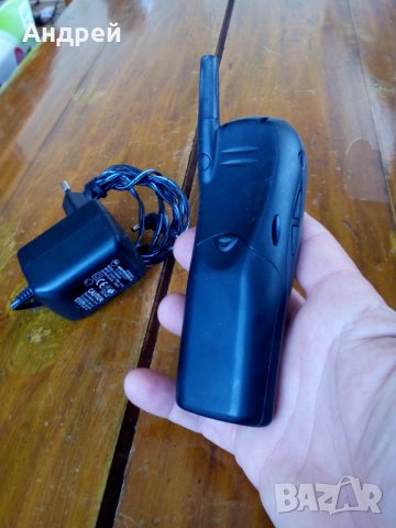 Стар телефон,GSM Motorola, снимка 3 - Други ценни предмети - 29320914