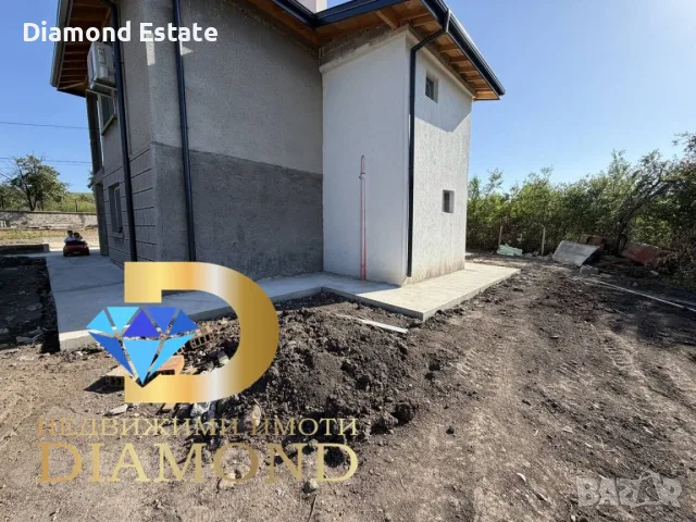 Двуетажна къща в село Въгларово, обл. Хасково, снимка 4 - Къщи - 56066055