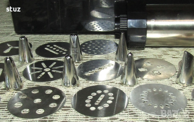 Английска кухненска преса за бисквити, сладки и гарниранеMaster class, снимка 6 - Аксесоари за кухня - 54142085