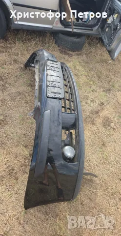 предна броня за vw golf 5, снимка 2 - Части - 56123593