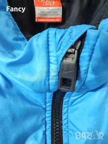 Оригинален елек Nike гъши пух , снимка 6 - Спортни дрехи, екипи - 52207443