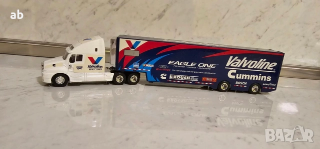 детско камионче VALVOlINE 1:64