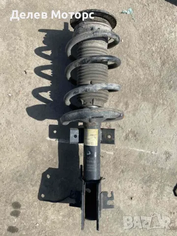 Преден амортисьор с пружина от Renault Master 2.3 DCI, 100 ph., engine M9T870, 6 sp. 110 000 km.