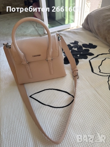 чанта Calvin klein , снимка 2 - Чанти - 55998708