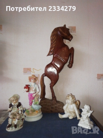 Стари порцеланови фигури