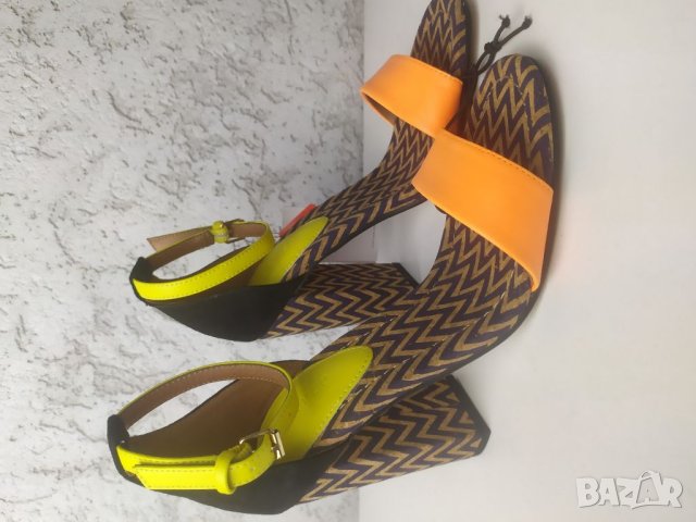 Дамски сандали на ток Reserved , снимка 2 - Дамски обувки на ток - 40819150