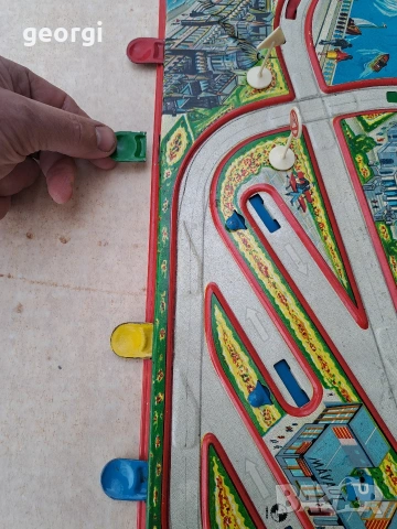 стара унгарска ламаринена играчка писта с коли, снимка 11 - Колекции - 53996300