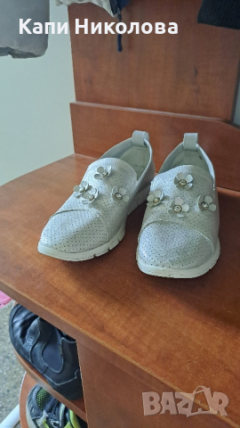 Бели обувки перлено бял цвят 38, снимка 4 - Дамски ежедневни обувки - 44697388