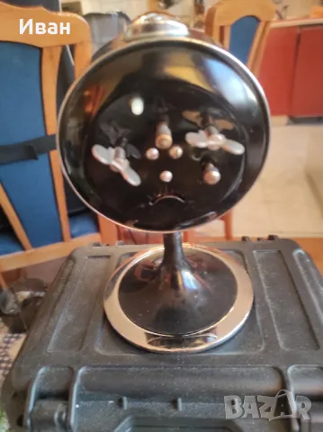 Часовници, снимка 8 - Антикварни и старинни предмети - 48853818