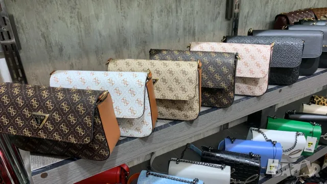 чанти guess karil legenfeld