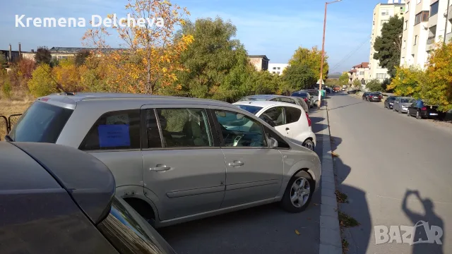 Продавам Опел Зафира Б, снимка 3 - Автомобили и джипове - 56512687