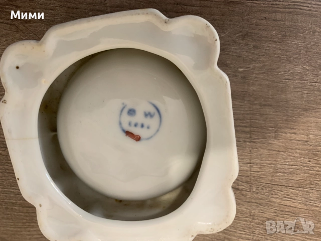 Вази и комплект ваза  и  пепелник - кристални, стъклени и рисувани., снимка 4 - Вази - 22459949