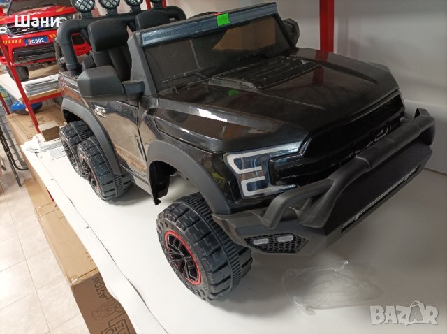 Джип с Акулуматор Mercedes., снимка 10 - Детски велосипеди, триколки и коли - 42861709