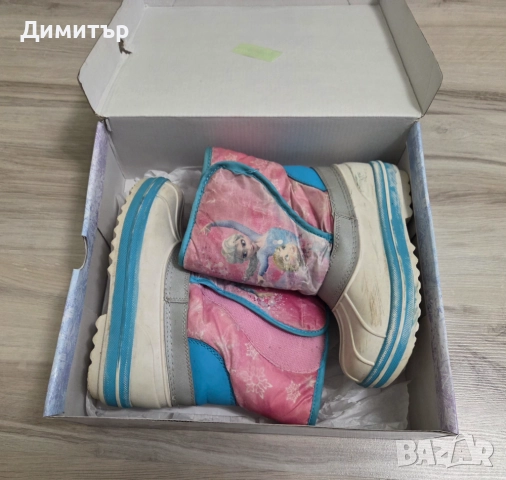 Детски апрески за момиче Леденото кралство - размер 31 (UK C12), снимка 5 - Детски боти и ботуши - 52646089