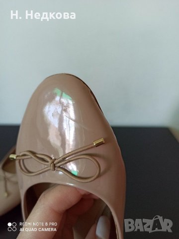 Пантофи на H&M, снимка 2 - Дамски ежедневни обувки - 30221191