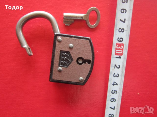 Стар катинар с ключ ключе 1, снимка 2 - Други - 29797492
