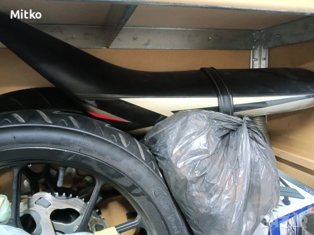 Motorhispania ryz pro motard Minarelli AM6 скутер/мотопед на части, снимка 4 - Части - 54025413