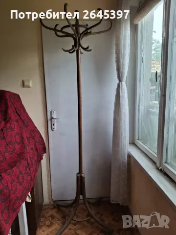 Ретро дървени закачалки за дрехи – автентичен винтидж стил