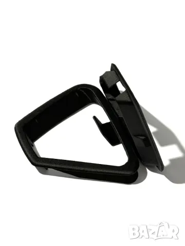 Mercedes w124 c124 - Триъгълников капак около държача