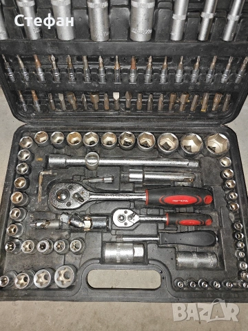 Гидория Kraft Royal, снимка 2 - Куфари с инструменти - 54129158