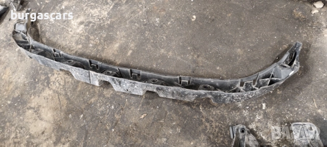Държач задна броня ляв десен среден  Seat Leon II 2008г - 30лв, снимка 4 - Части - 52653103