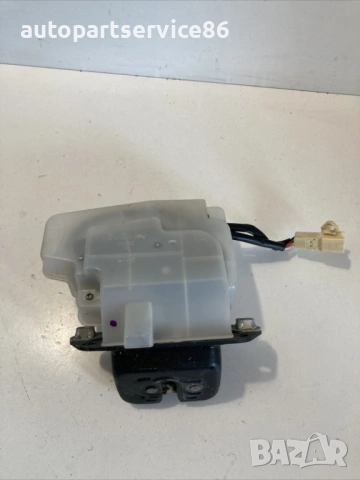 Заключващ механизъм за капака на багажника за Subaru Tribeca 3.0 V6 (2009) 