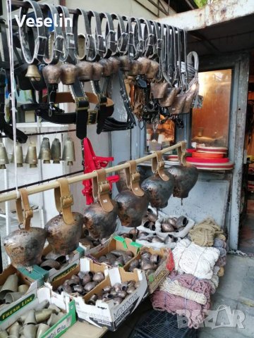 Хлопки със колани и без колани (ново) размера се определя в сантиметри  от най малката до нахлопка.