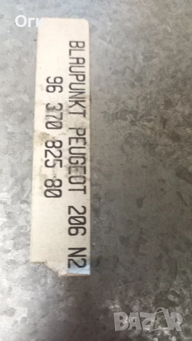 Авторадио за Пежо 206 BLAUPUNKT 96 370 825 80 , снимка 2 - Аксесоари и консумативи - 52826935