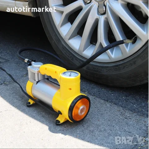 Компресор за кола 12V с фенерче – T135, снимка 2 - Аксесоари и консумативи - 56054124
