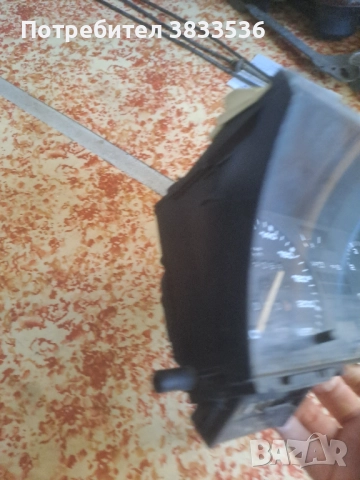 2буксов скоростомер със обортомер/ километражен уред за VW Golf / Jetta mk2 Бензин /, снимка 3 - Части - 51498383