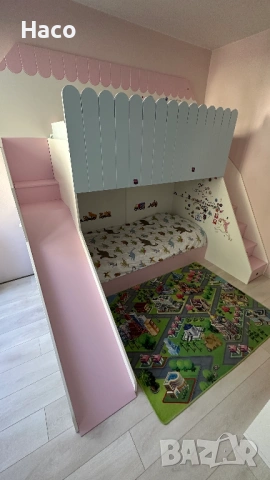 Обзавеждане за детска стая с двойно легло с пързалка и стълбички и комод с чекмеджета