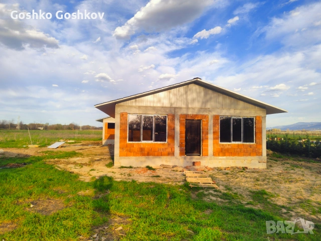 Къща в Оризари на 4 километра от Пловдив супер локация, снимка 5 - Къщи - 54129266