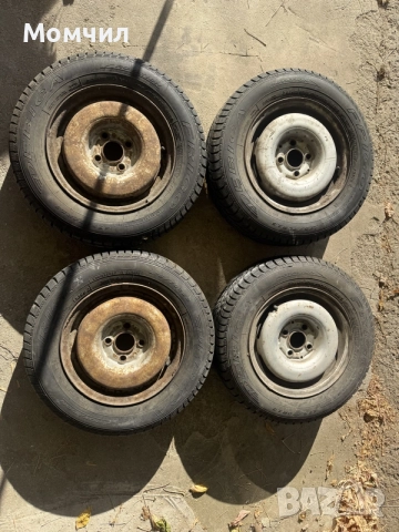 Продавам джанти 4х100 с гуми Debica 175/70 R13