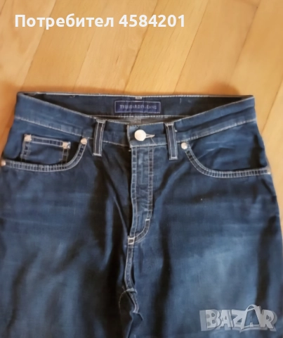 Оригинални дамски дънки Trussardi jeans, размер 28, снимка 3 - Дънки - 51616947