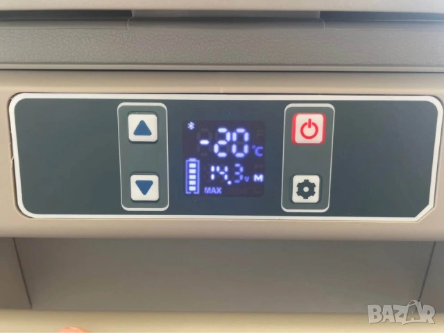 Нов къмпинг хладилник VEVOR 55L / 12v - 24v - 220v/ Компресор / Bluetooth!, снимка 2 - Хладилници - 53996946