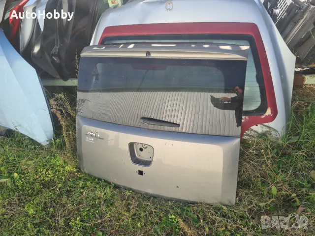 Врата врати десни задна пета врата Kia Sool , снимка 3 - Части - 49458062