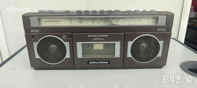Радиокасетофон Grundig RR 550, снимка 2 - Радиокасетофони, транзистори - 56471925