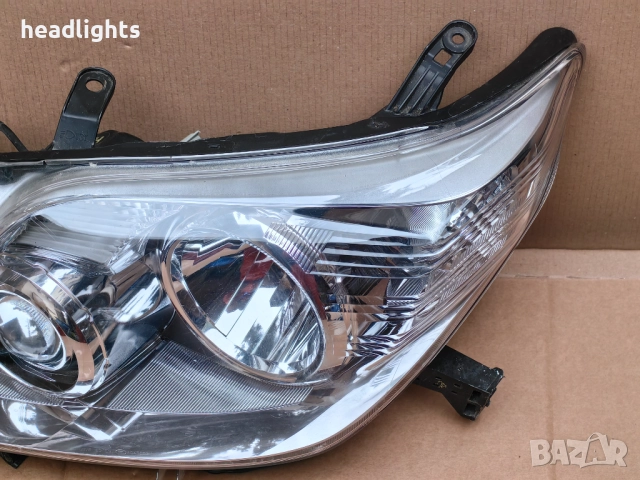 Ляв фар за Toyota Land Cruiser Xenon / Тойота Ленд Круизер, снимка 4 - Части - 52970820
