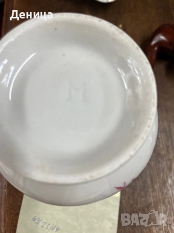 Един винтидж разкош💗 Порцеланова кана за вода Вместимост-500/600 мл и височина-17 см Ръчно рисувана, снимка 6 - Аксесоари за кухня - 51503518