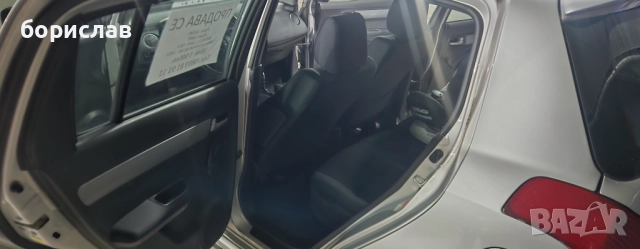 Suzuki swift 1.3 ddis, снимка 9 - Автомобили и джипове - 52268198