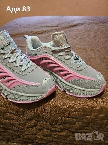 Дамски маратонки реплика, снимка 2 - Маратонки - 47274712