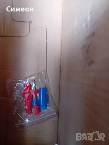 Продавам НОВ автокомпресор за гуми-12v, снимка 3 - Аксесоари и консумативи - 49346676