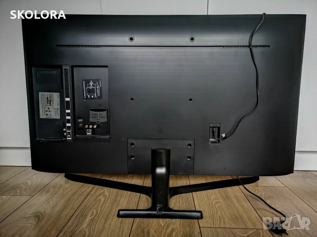 Телевизор Samsung UE43TU8502 счупен, работещ, на части, снимка 6 - Части и Платки - 52915084
